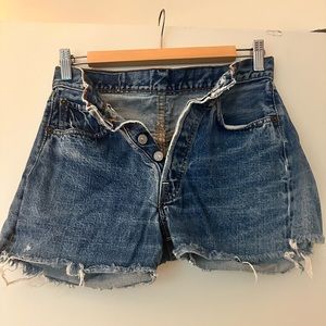 Levi’s shorts